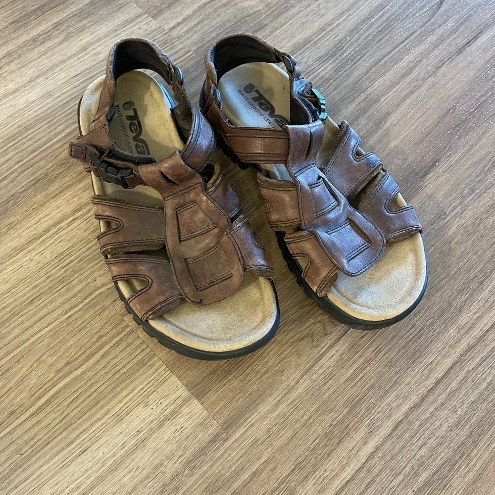 Teva Sandles EUC Size12